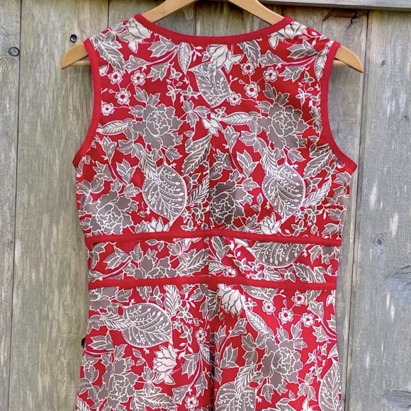 Croft & Barrow Red Sleeveless Cotton Dress With Green & Beige Floral Pattern. 10 - Picture 10 of 12